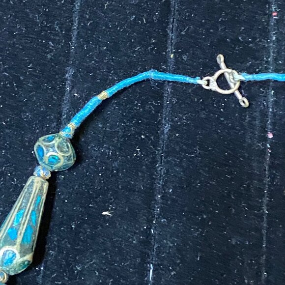 Vintage Blue Mosaic Beaded Necklace With Circular Pendant & Toggle Clasp - Picture 12 of 13